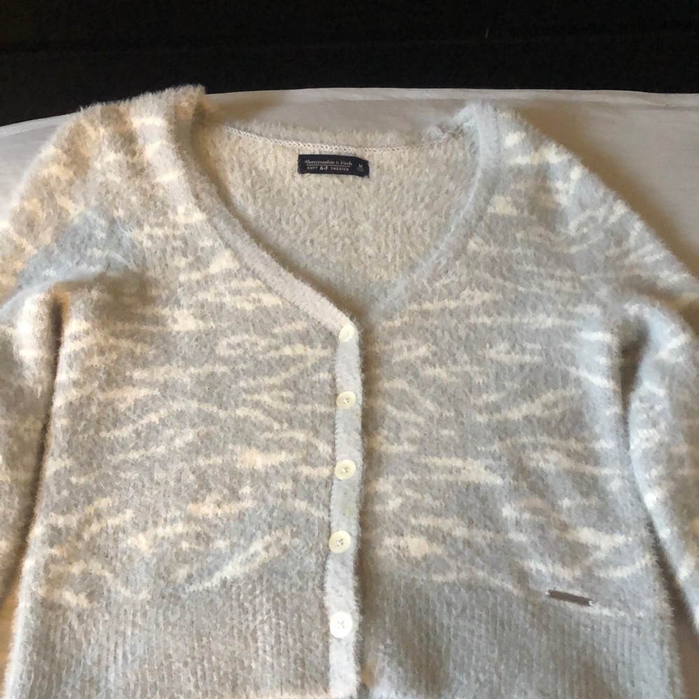 A&F sweater